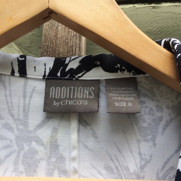 Chico’s Spring Jacket - Picture 4 of 4